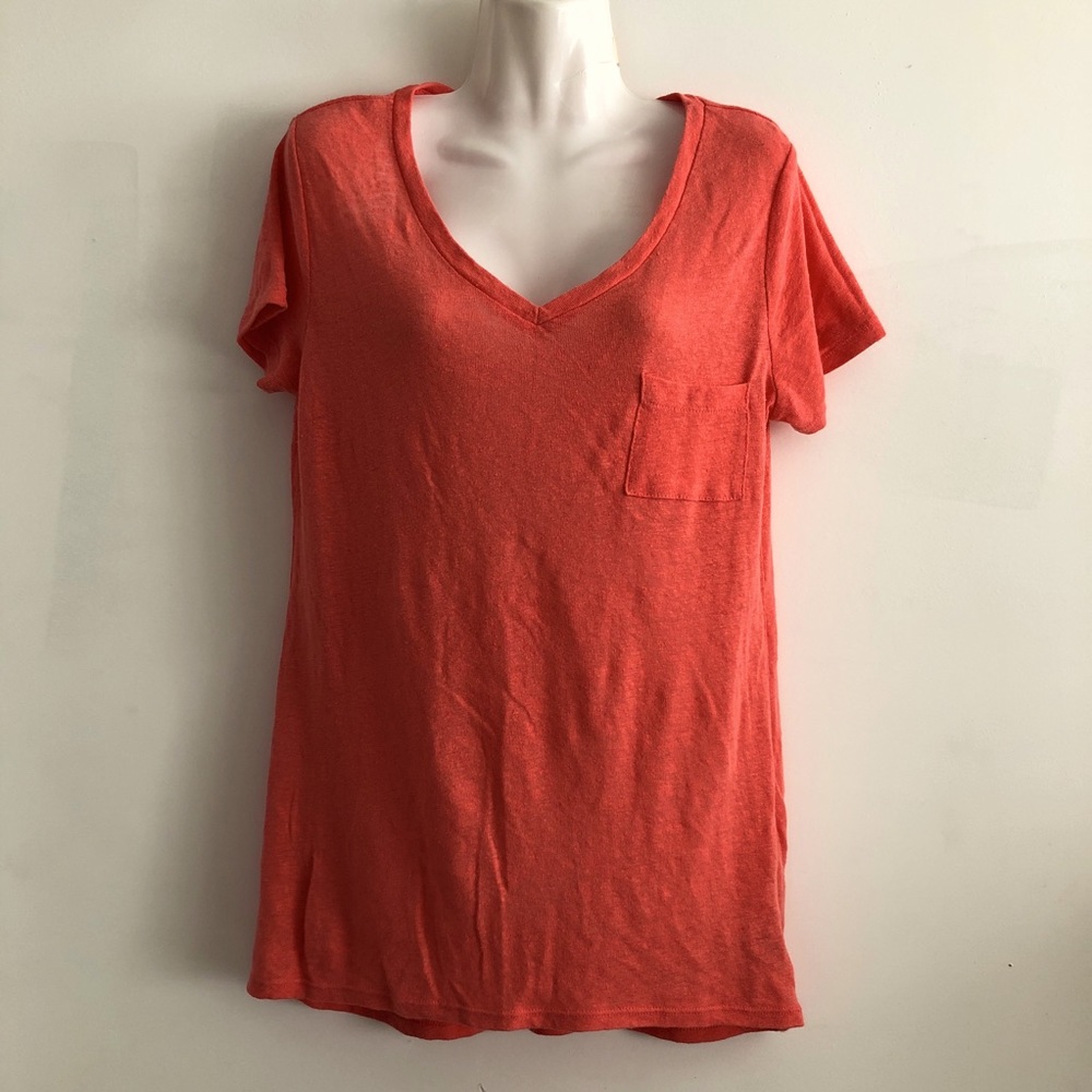 Mossimo V-neck tee